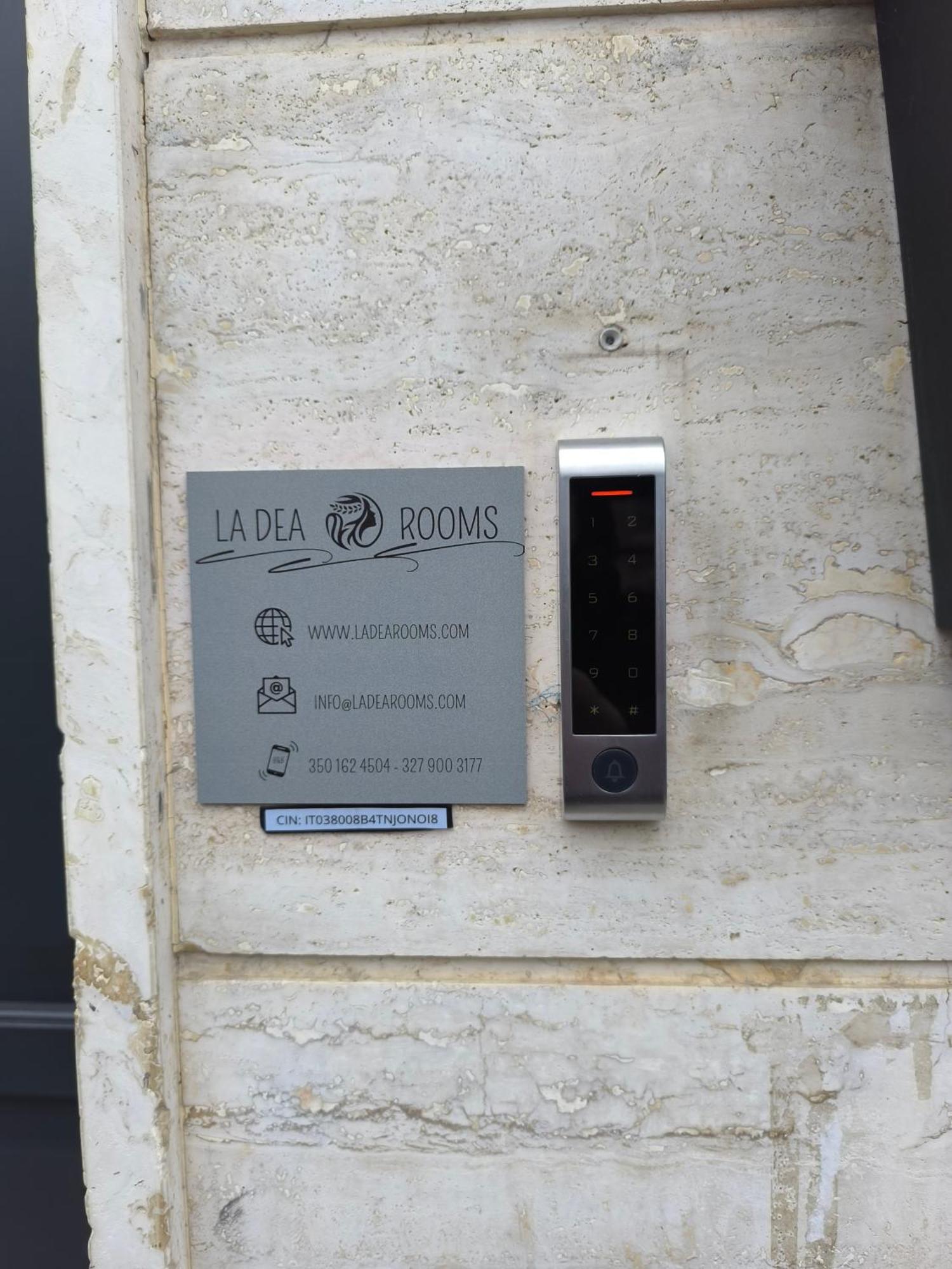 La Dea Rooms Ferrara Exterior photo